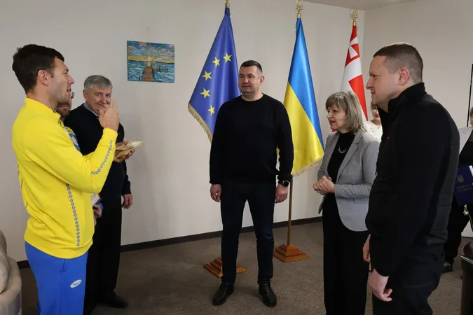 Їхні імена вже вписані в історію світового спорту: у Луцьку відзначили двох дефлімпійців