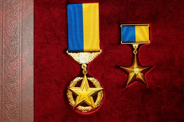 Герою України з Волині вручили орден «Золота зірка» (фото)