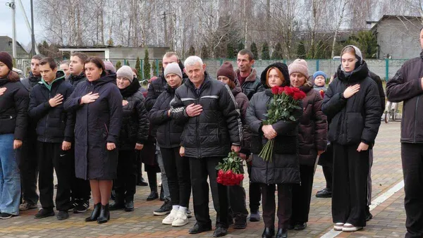 У ліцеї на Волині відкрили меморіальні дошки загиблим на війні випускникам (фото)