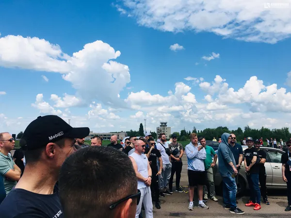 Біля Луцька стартували всеукраїнські автоперегони (фото, відео)
