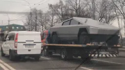 Бачили у Луцьку: кому належить єдина в Україні Tesla Cybertruck
