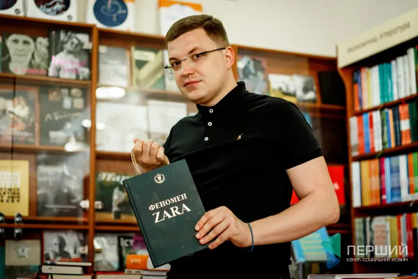 «Книги, як політики: обкладинка може бути гарна, а насправді порожняк», – Тарас Шкітер