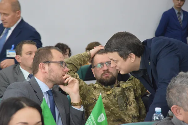 Важкі рішення луцьких депутатів, або Дводенний сесійний марафон. Репортаж
