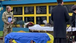 На Волині попрощались із загиблим Героєм Костянтином Карабаджаком (фото)