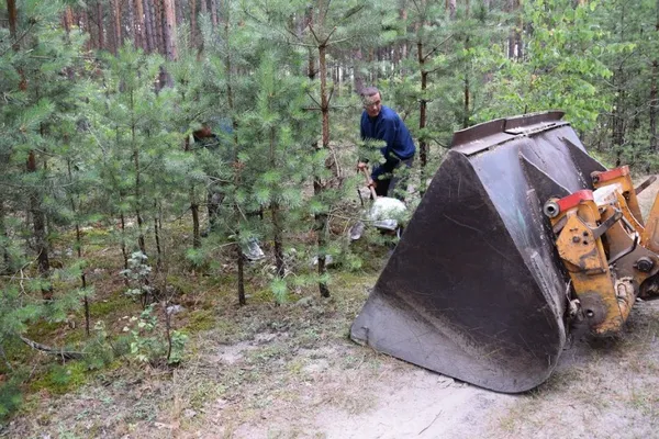 Лісники скаржаться на стихійні сміттєзвалища на Волині (фото)