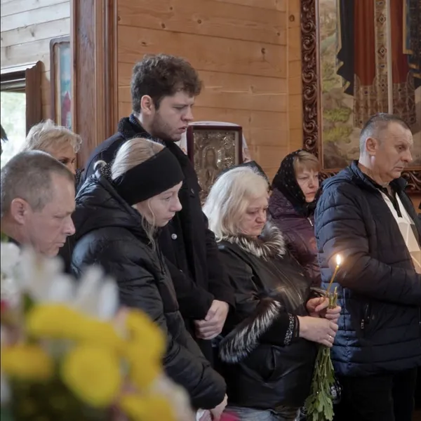 У Володимирі попрощалися із захисником Петром Бондарєвим, який майже рік вважався зниклим безвісти (фото)