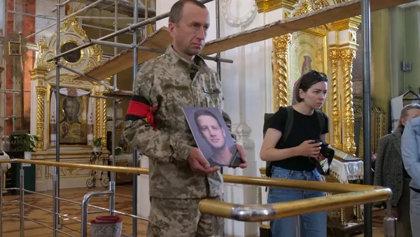 У Луцьку попрощалися із загиблим на війні Маркіяном Нагорнюком (фото, відео)
