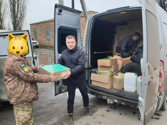 Volunteers show how a frontline village in Donetsk Oblast lives
