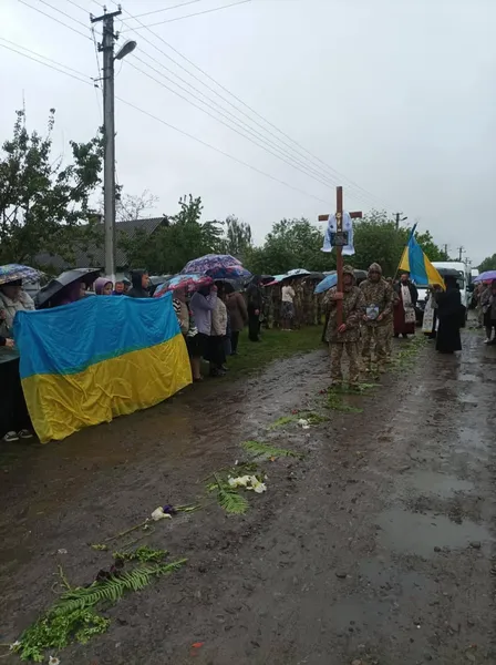 На Волині попрощалися із загиблим воїном Андрієм Морозом (фото)