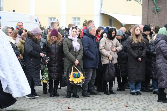 Луцьк попрощався з двома Героями – Вадимом Радюком та Романом Сокольським