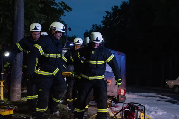 Поліція, пожежні і «швидка»: що коїлося ввечері на Глушець у Луцьку (фото)