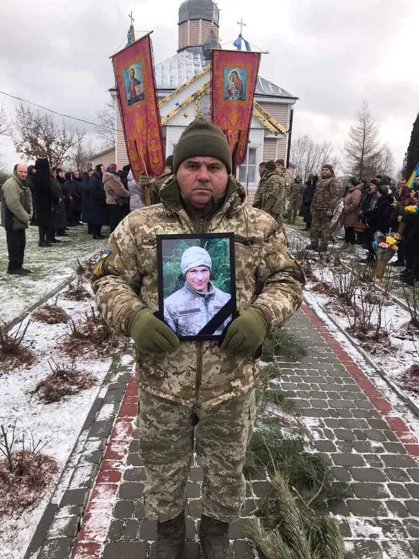 На Волині провели в останню дорогу Анатолія Бащука (фото)