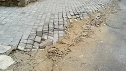 Зробили "дічь": лучани просять відремонтувати тротуари (фото)