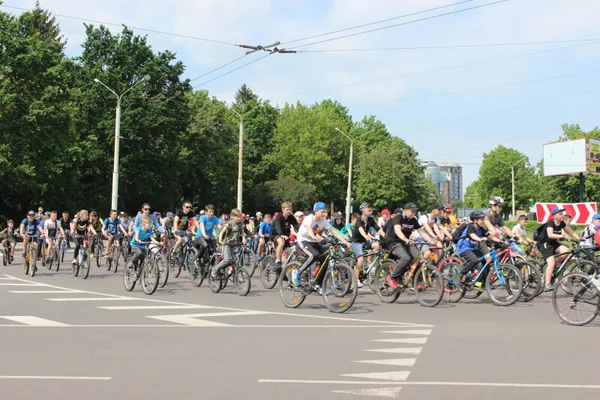 «Велодень-2019» у Луцьку зібрав рекордну кількість учасників (фото)