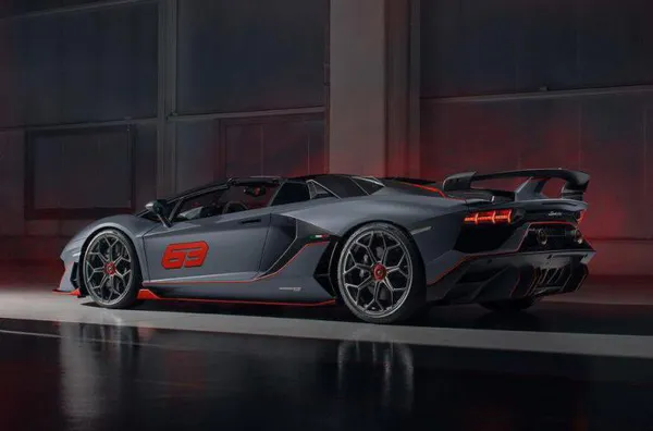 Lamborghini випустить два ексклюзивні автомобілі (фото)