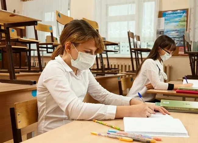 Волинь поділили на нові карантинні зони: що буде з навчанням