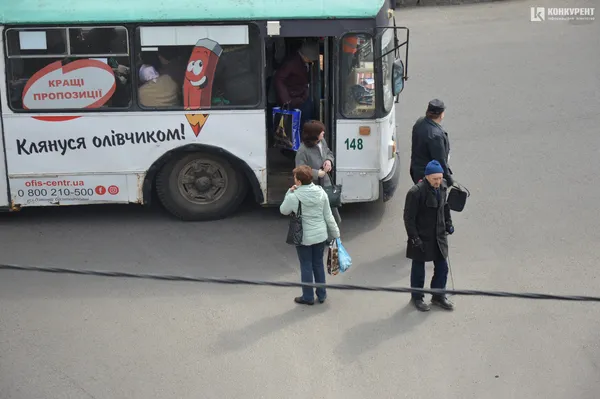 У центрі Луцька поламався тролейбус (фото)