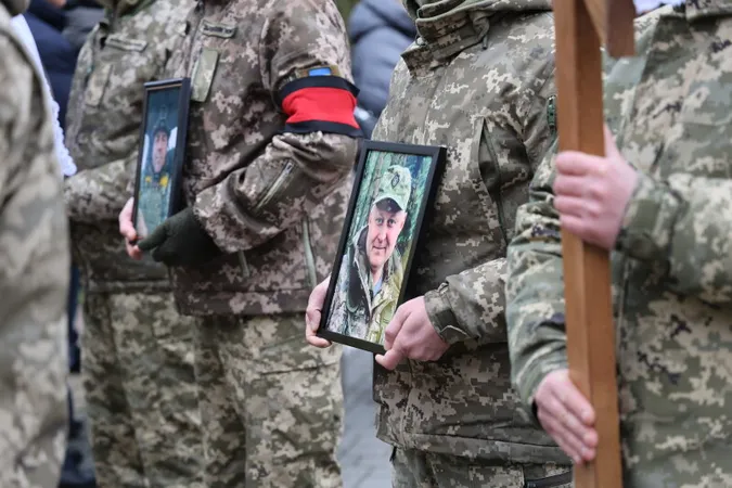 Луцьк попрощався одразу з двома Героями – Олександром Веремчуком та Костянтином Голубом (фото)