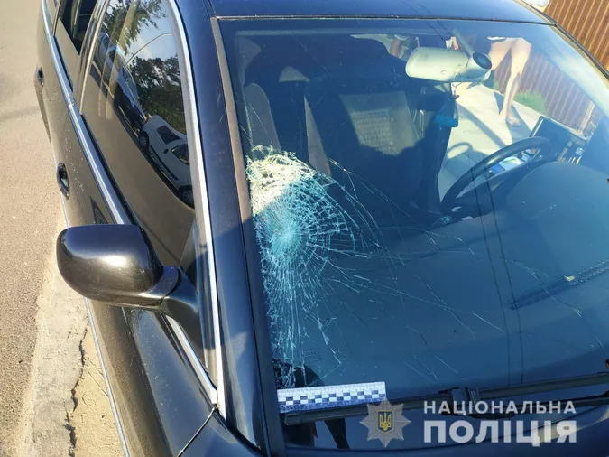 У Світязі водій легковика наїхав на пішохода, втік і напився