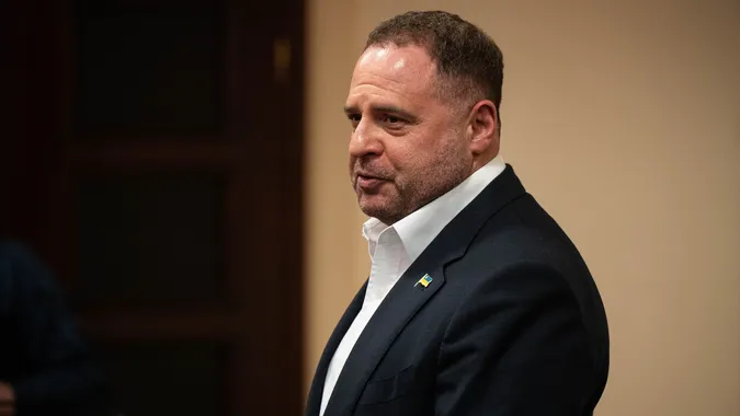 Єрмака взяли під варту на 2 місяці