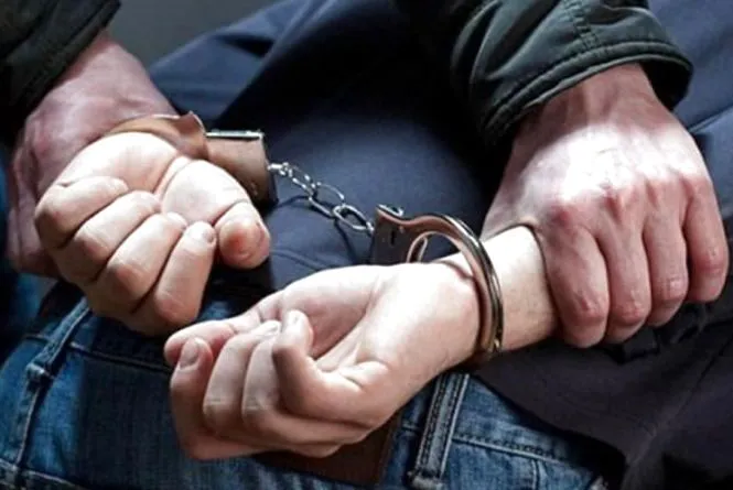 Чоловік у Луцьку намагався викрасти пістолет