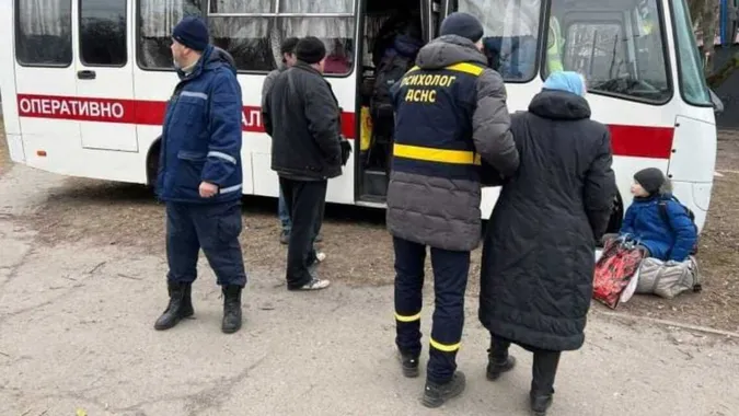 У Київській та Луганській областях 14 березня працюватимуть 10 гуманітарних коридорів