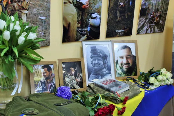 У Ковелі відкрили фотовиставку загиблого на війні Максима Бурди (фото)
