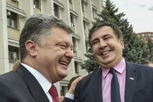 Запахло достроковими виборами, – депутат Луцькради про відставку Саакашвілі