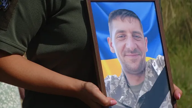 Після року пошуків додому на Волинь назавжди повернувся воїн Володимир Мороз (фото)