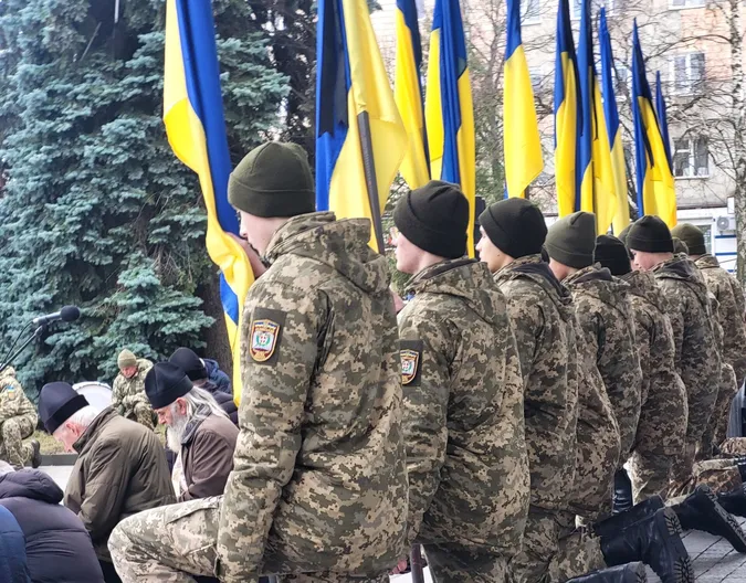 Побратими називали його «Батя»: у Ковелі попрощалися із Володимиром Крисюком