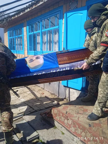 На Волині попрощалися із молодим воїном Павлом Ширніним (фото)