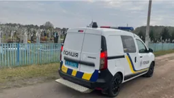 Нововолинські цвинтарі, де катували тварин, почали перевіряти поліцейські (фото)