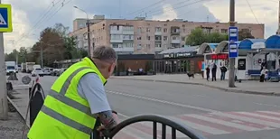 Приберуть перехід і посунуть зупинку: у Луцьку по-новому організують рух біля «Карамельки» (відео)