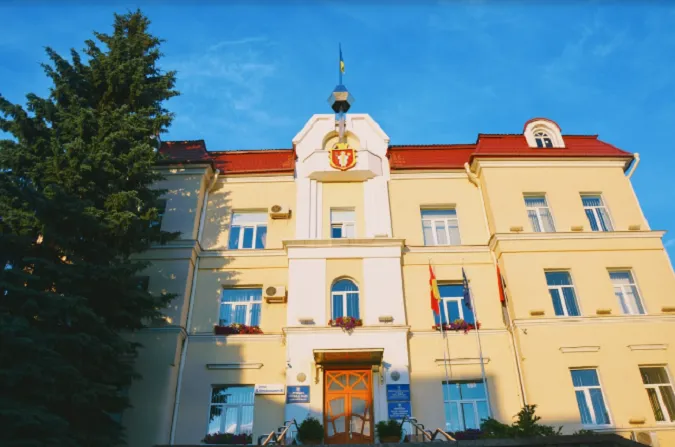 «Прогульники» і «молодці»: хто і як з депутатів Луцькради відвідував сесії
