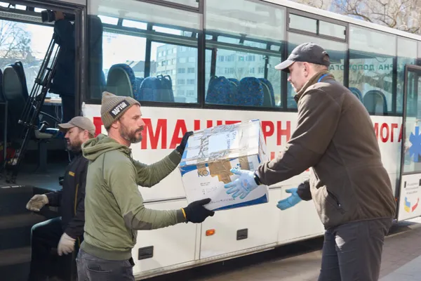 Поляки подарували Луцькій громаді автобус-лабораторію (фото, відео)