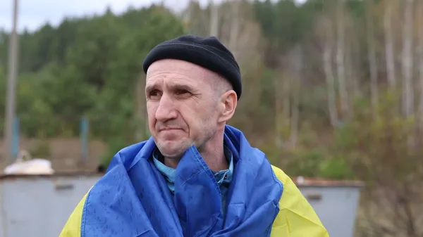 Відбувся черговий обмін полоненими: додому повернулися 175 військових і семеро цивільних (фото)