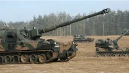 Залужний показав, як польські гаубиці «Краб» знищують агресора на фронті (відео)