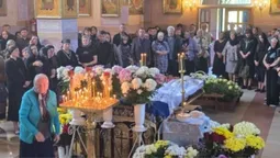 У Луцьку прощалися із священником з церкви УПЦ МП (фото)