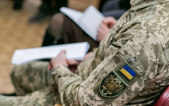 Як критично важливим підприємствам забронювати своїх працівників: пояснення Мінекономіки (фото)
