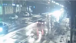 Аж перекинувся в повітрі: у Луцьку авто збило п'яного чоловіка (відео)