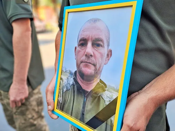 У Ковелі попрощалися із 43-річним воїном Богданом Никонюком, який загинув на Донеччині (фото)