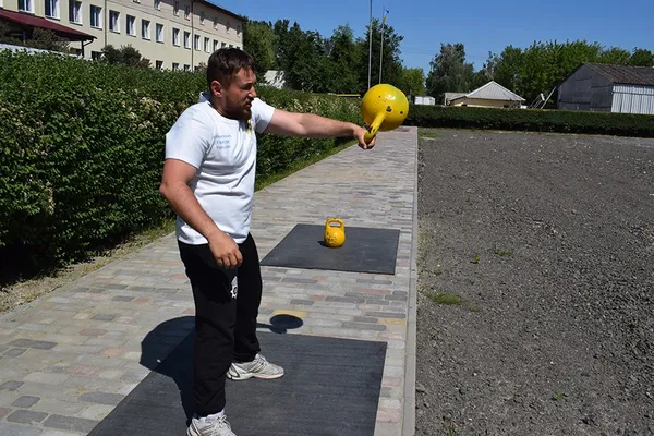 У Луцькій нацгвардії служить колишній стендапер Валентин (фото)