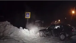 З мигалками та сиреною: погоня у Луцьку завершилася у заметі (відео)