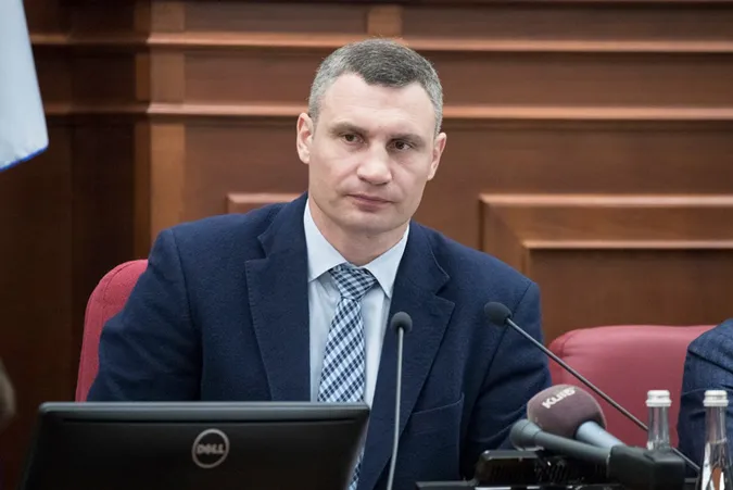 Кличко каже, що ЗНО може відбутися навіть у серпні