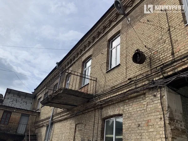 Депутати Луцькради інспектували Гостинний двір Прайзлерів, в якому буде готель (фото, відео)
