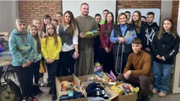 «Таємний Санта для бійців»: на Волині зібрали подарунки для захисників у Бахмуті (фото, відео)