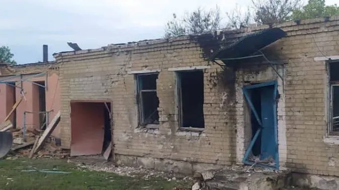 Ворог атакував транспортне підприємство на Дніпропетровщині – постраждала дитина (фото)