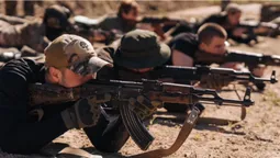 Хардкор і практика: на Волині понад сотня цивільних пройшла потужний військовий вишкіл (фото)