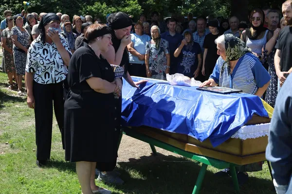 На Волині провели в останню путь полеглого на Сумщині воїна Сергія Конончука (фото)