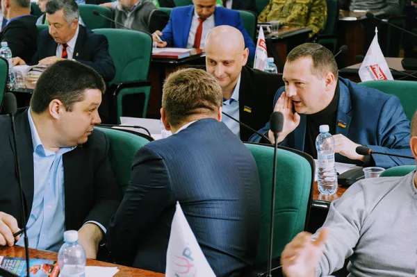 Як у Луцькій міській раді секретаря «скидали» (фоторепортаж)